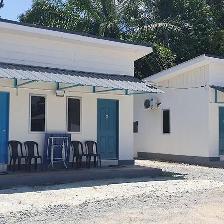 Chalet Meroloh Kuala Kangsar Luaran gambar